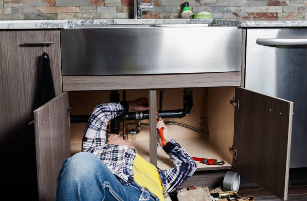 Best Emergency Plumber  in Mims, FL